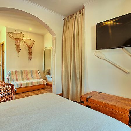 Ninho Saloio Bed & Breakfast Venda do Pinheiro Bagian luar foto