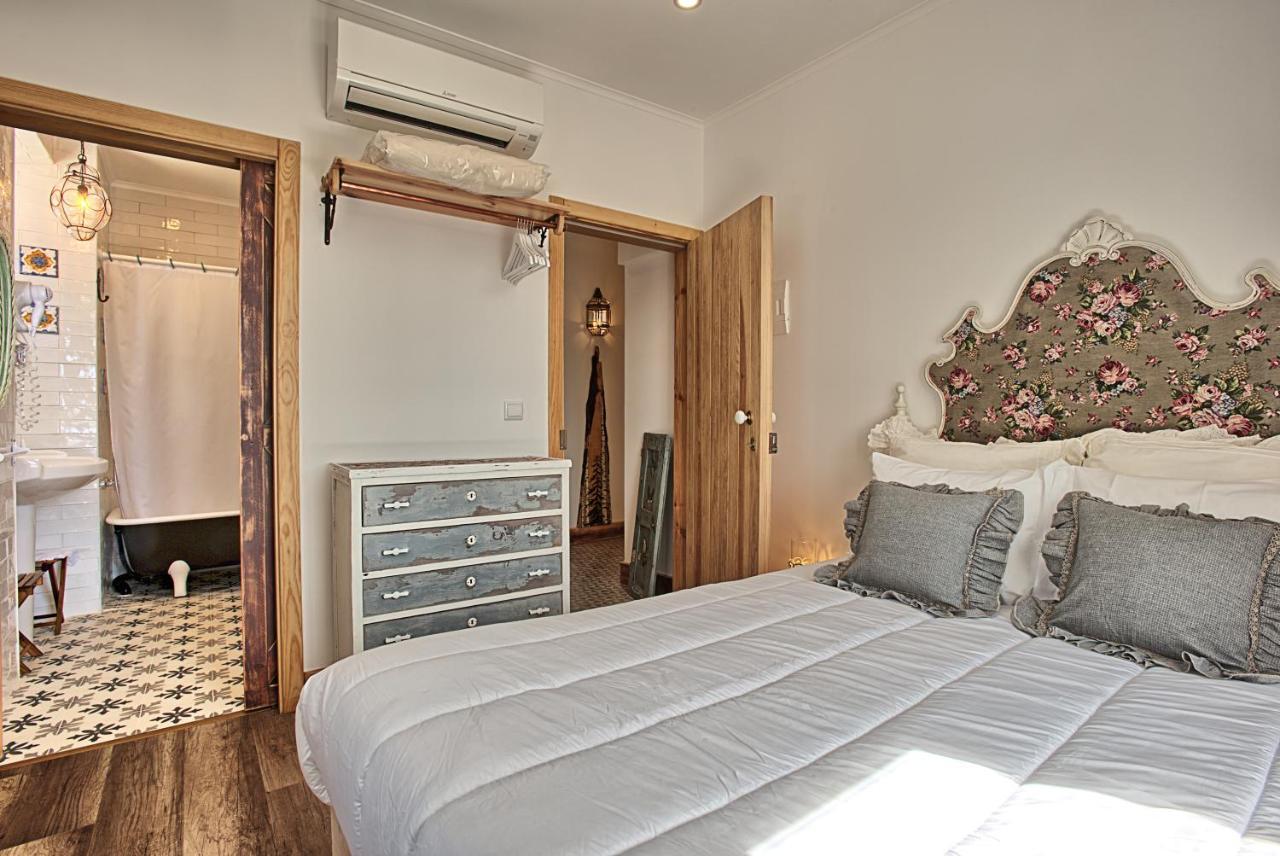 Ninho Saloio Bed & Breakfast Venda do Pinheiro Bagian luar foto